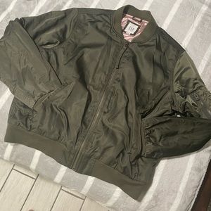 GAP BOMBER JACKET